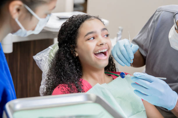 Best Emergency Tooth Extraction  in Weldon, CA